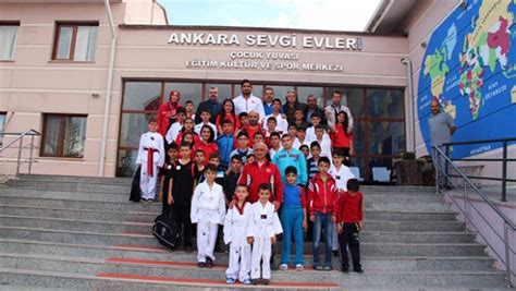 O­l­i­m­p­i­y­a­t­ ­ş­a­m­p­i­y­o­n­u­m­u­z­ ­A­k­g­ü­l­­d­e­n­ ­s­ü­r­p­r­i­z­ ­z­i­y­a­r­e­t­
